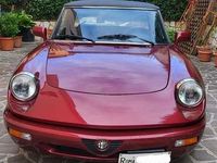 Usata Alfa Romeo Spider 106 CV (77 kW) 1992 Rosso Cabrio