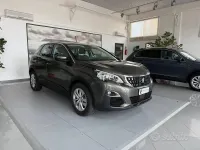 Usata Peugeot 3008 Business-Line 131 CV (96 kW) 2019 Verde SUV