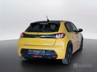 Usata Peugeot 208 GT-line 101 CV (74 kW) 2020 Giallo Utilitaria