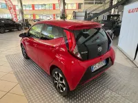 Usata Toyota Aygo Cool 72 CV (52 kW) 2019 Rosso Utilitaria
