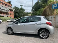 Usata Peugeot 208 82 CV (60 kW) 2017 Grigio Utilitaria