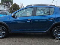 Usata Dacia Sandero Stepway 90 CV (66 kW) 2018 Blu Berlina
