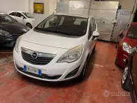 Usata Opel Meriva Cosmo 101 CV (74 kW) 2013 Bianco Monovolume