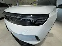 Nuova Opel Grandland X drive 136 CV (100 kW) 2026 Bicolore bianco tetto nero SUV