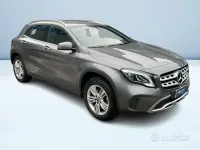 Usata Mercedes GLA200 136 CV (100 kW) 2019 Grigio SUV