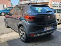 Usata Dacia Sandero Comfort 101 CV (74 kW) 2021 Grigio Berlina
