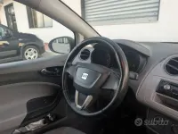 Usata Seat Ibiza 64 CV (47 kW) 2010 Bianco Utilitaria