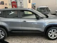 Nuova Jeep Avenger Altitude 100 CV (73 kW) 2026 Grigio SUV