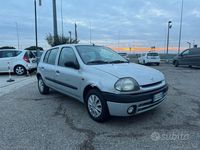 Usata Renault Clio II 58 CV (42 kW) 2002 Berlina