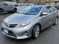 usata Toyota Auris Hybrid 