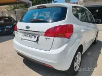 Usata Kia Venga Active 90 CV (66 kW) 2016 Bianco Utilitaria