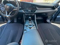 Usata Alfa Romeo Giulia Business 150 CV (110 kW) 2017 Grigio Berlina