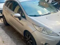 Usata Ford Fiesta 97 CV (71 kW) 2009 Grigio Berlina