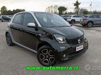 Begagnad Smart ForFour Passion 71 HK (52 kW) 2019 Svart Halvkombi