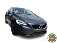 Usata Volvo V40 Momentum 120 CV (88 kW) 2017 Grigio Berlina