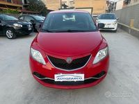 Usata Lancia Ypsilon Platinum 69 CV (50 kW) 2016 Rosso Utilitaria