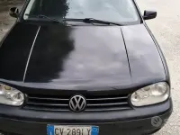 Usata VW Golf IV 101 CV (74 kW) 2005 Nero Berlina