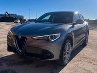Usata Alfa Romeo Stelvio Executive 210 CV (154 kW) 2017 Grigio SUV