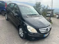 Usata Mercedes B200 140 CV (102 kW) 2007 Nero Monovolume