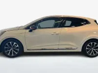 Begagnad Renault Clio V Techno 145 HK (106 kW) 2023 Vit Sedan