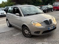 Usata Lancia Ypsilon 77 CV (56 kW) 2007 Grigio Utilitaria