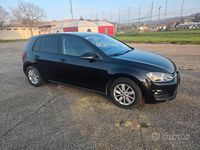 Usata VW Golf VII 110 CV (80 kW) 2015 Nero Station wagon