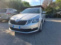 Usata Skoda Octavia Executive 116 CV (85 kW) 2017 Argento Station wagon