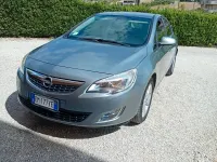 Usata Opel Astra 110 CV (80 kW) 2012 Grigio Berlina