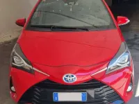 Usata Toyota Yaris Hybrid Style 101 CV (74 kW) 2018 Rosso Berlina