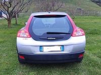 Usata Volvo C30 Kinetic 109 CV (80 kW) 2007 Argento Utilitaria