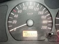 Usata Opel Agila 75 CV (55 kW) 2005 Utilitaria