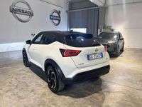Usata Nissan Juke N-Connecta 94 CV (69 kW) 2022 White pearl SUV