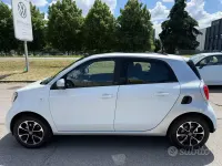 Usata Smart ForFour Passion 71 CV (52 kW) 2017 Bianco Utilitaria