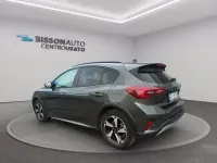 Usata Ford Focus Active 125 CV (91 kW) 2022 Grigio metallizzato Berlina