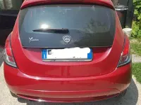 Usata Lancia Ypsilon Gold 69 CV (50 kW) 2018 Rosso Utilitaria