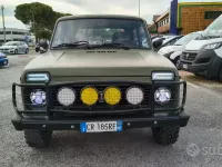 Usata Lada niva 81 CV (59 kW) 2004 Verde SUV