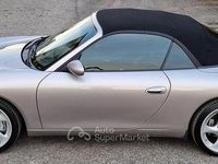 Usata Porsche 911 320 CV (235 kW) 2002 Gray Cabrio