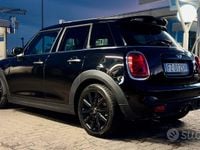 Begagnad Mini Cooper S 192 HK (141 kW) 2016 Svart Halvkombi