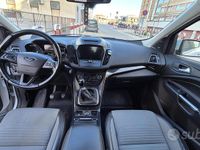 Usata Ford Kuga 120 CV (88 kW) 2017 Bianco SUV