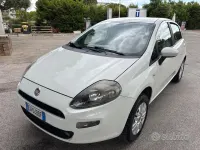 Occasion Fiat Punto Lounge 70 ch (51 kW) 2014 Blanc Citadine