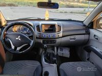 Usata Mitsubishi L200 Invite 136 CV (100 kW) 2006 Grigio Pick-up