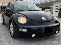 Usata VW New Beetle 90 CV (66 kW) 2004 Nero Utilitaria