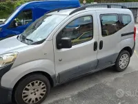 Usata Peugeot Bipper Outdoor 75 CV (55 kW) 2012 Grigio Monovolume