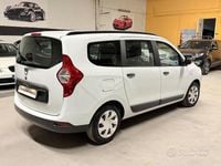 Usata Dacia Lodgy Lauréate 90 CV (66 kW) 2017 Bianco Monovolume