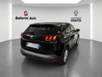 Usata Peugeot 3008 Business-Line 131 CV (96 kW) 2019 Nero SUV