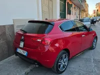 Usata Alfa Romeo Giulietta Exclusive 175 CV (128 kW) 2015 Rosso Utilitaria