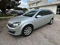 Usata Opel Astra Enjoy 105 CV (77 kW) 2006 Grigio Station wagon