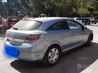 Usata Opel Astra GTC 101 CV (74 kW) 2005 Grigio Berlina