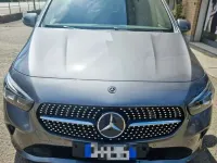 Usata Mercedes B200 163 CV (119 kW) 2020 Nero Utilitaria
