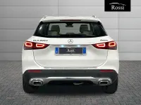 Käytetty Mercedes GLA200 150 HP (110 kW) 2020 Sininen Katumaasturi